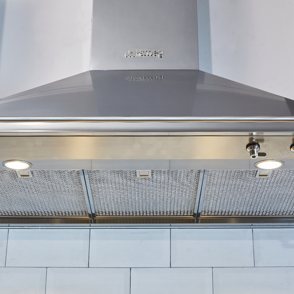 Campana de Pared Piramidal KD90HXE 90 cm 815 m3/h Smeg - Caja Dañada-Campanas de Pared