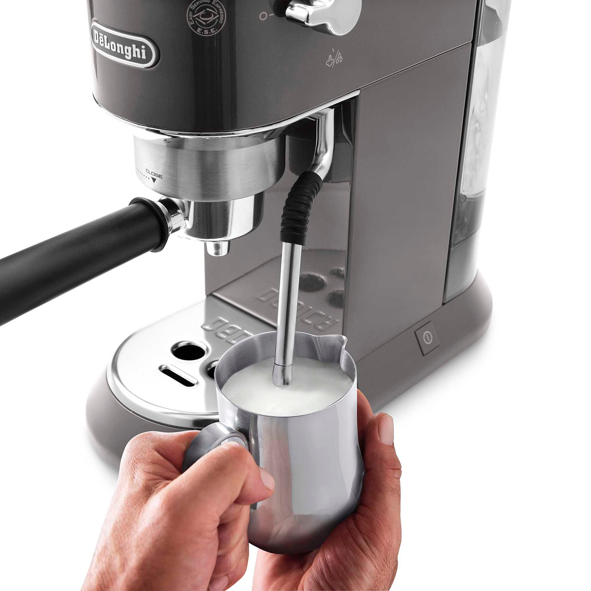 Cafetera Espresso Dedica Arte EC885.GY Delonghi – Kitchen Center