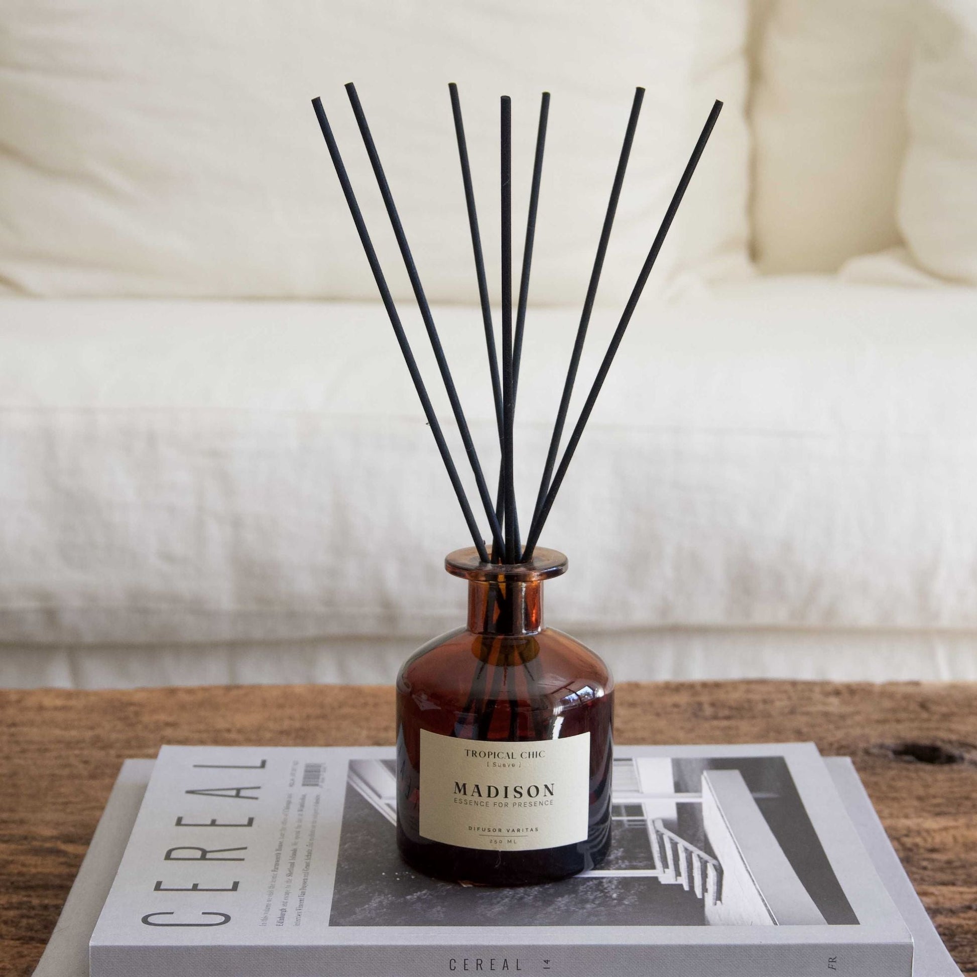 Difusor Varitas Black Cedar 150 Ml Madison2#Café