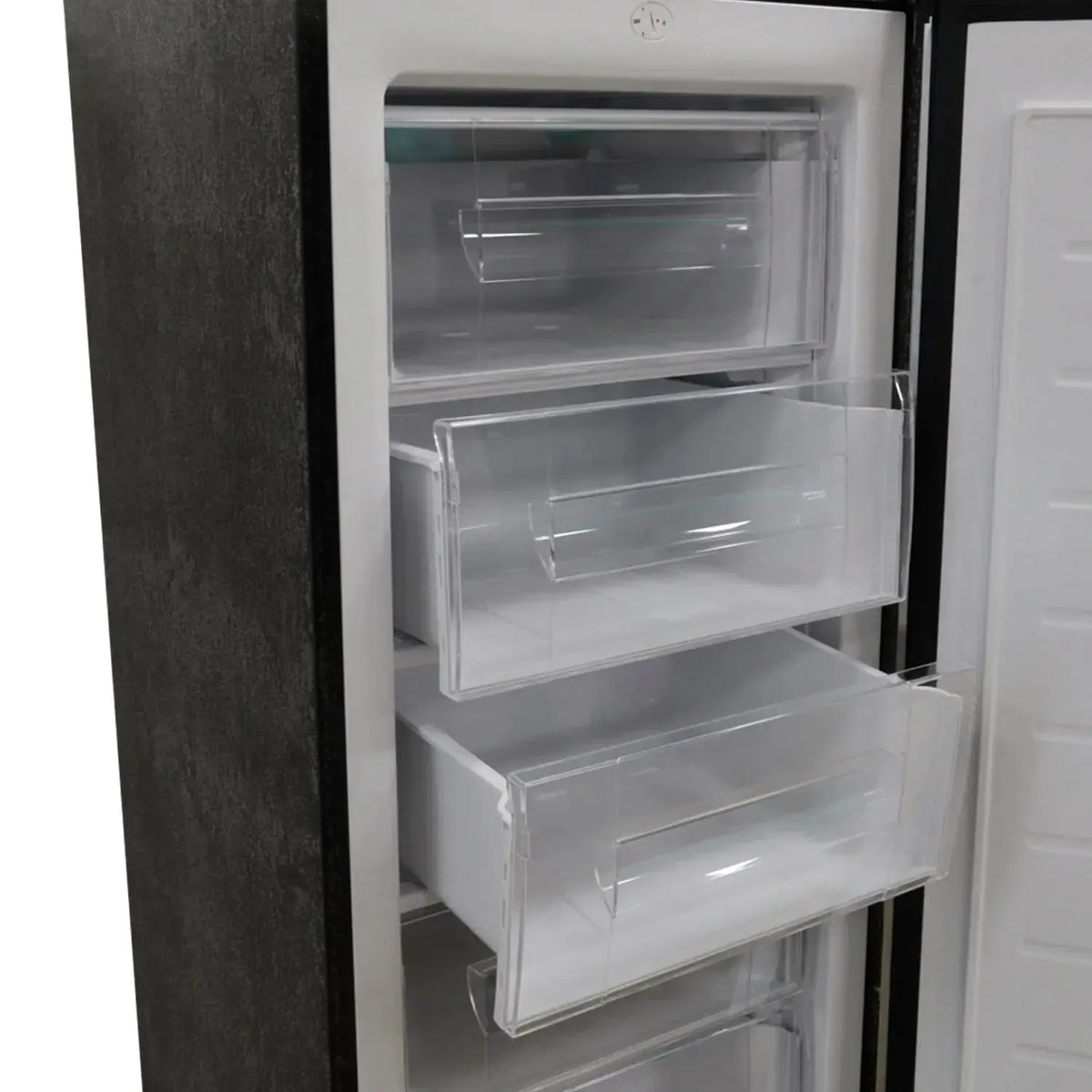 FREEZER VERTICAL FRIO DIRECTO 145 LTS LFV-150I INOX-Freezers