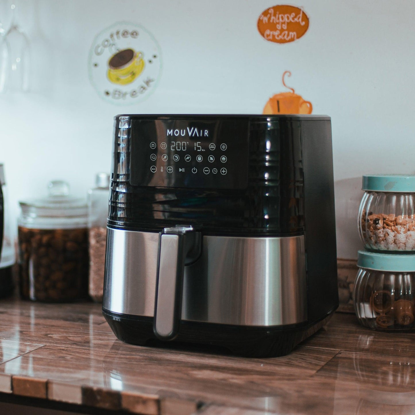 Freidora de Aire Mouvair Gourmet 5,5 Lts + Molde de Silicona Mouvair2#Naranja