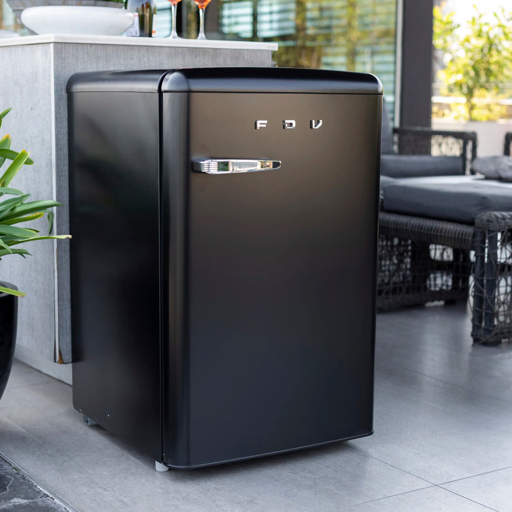 Frigobar Bajo Cubierta Tundra 108 Litros FDV-Refrigeradores
