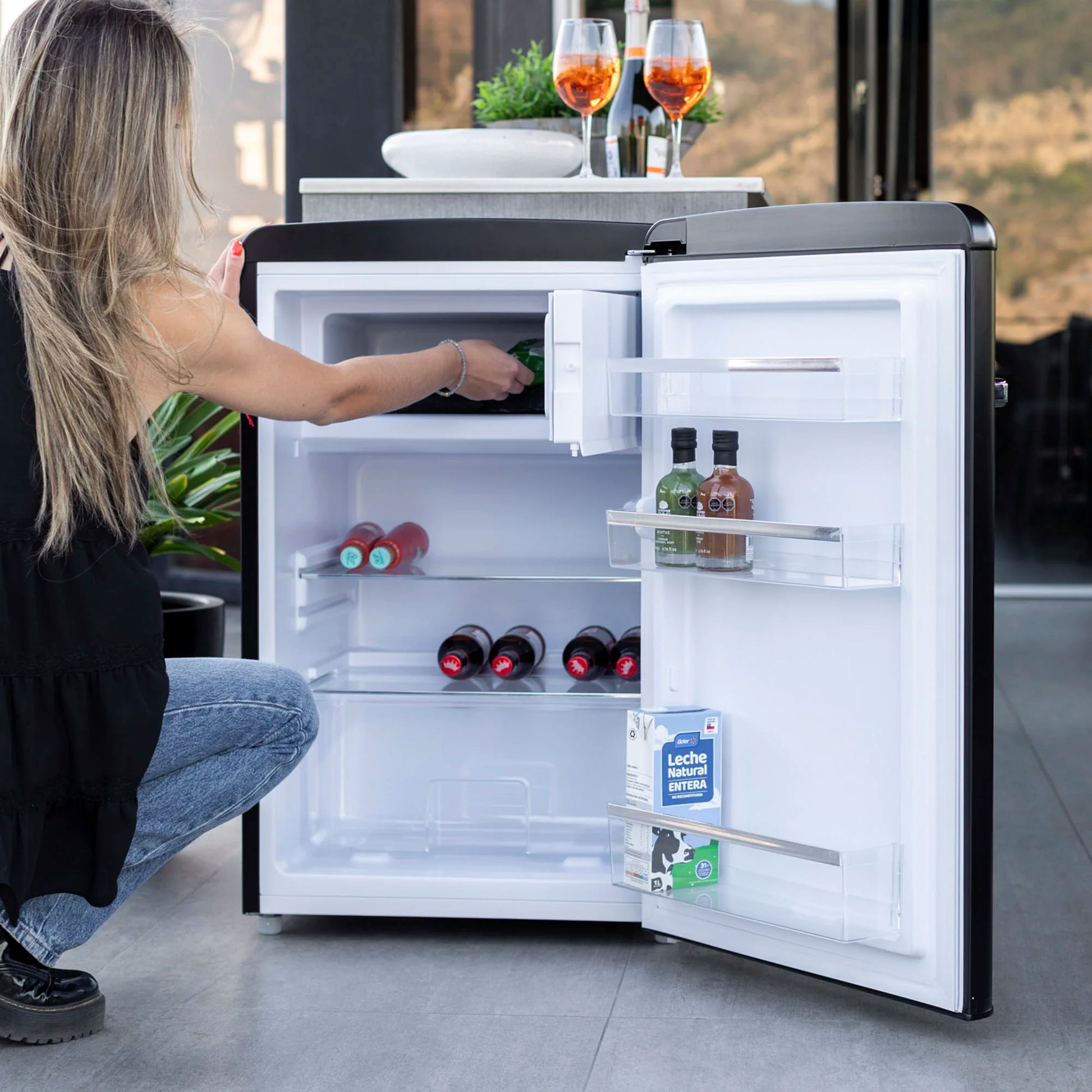 Frigobar Bajo Cubierta Tundra 108 Litros FDV-Refrigeradores