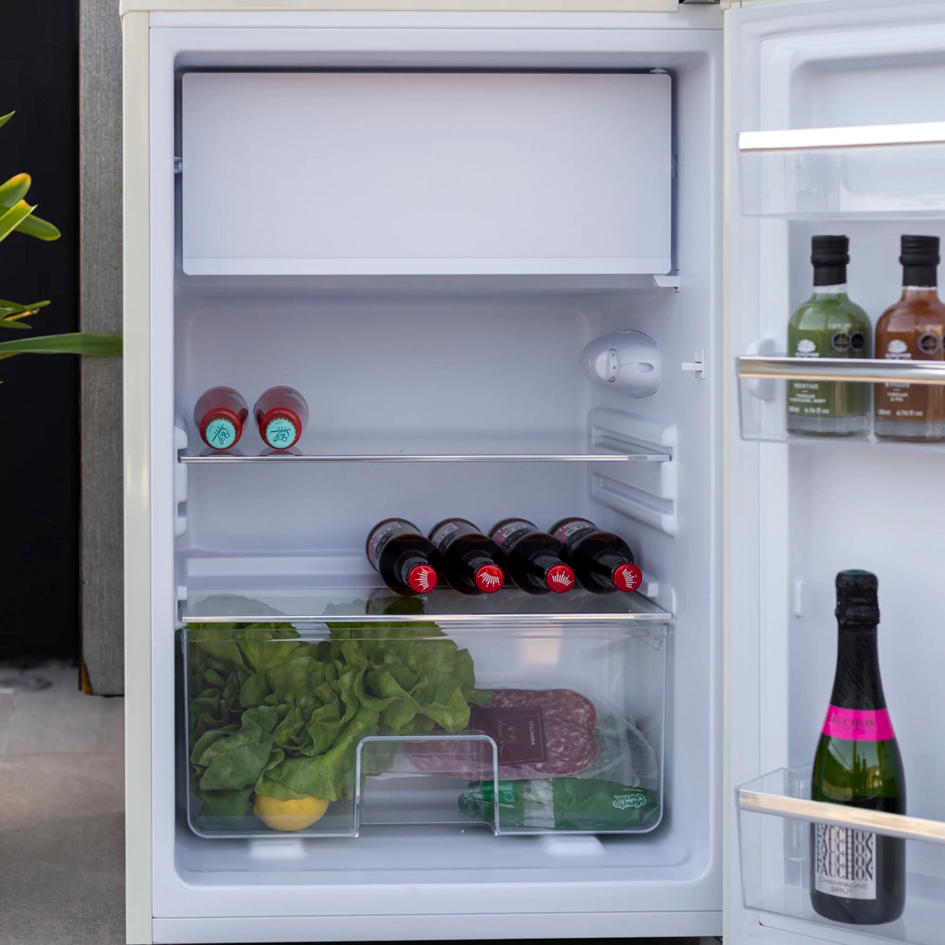 Frigobar Bajo Cubierta Tundra 108 Litros FDV-Refrigeradores