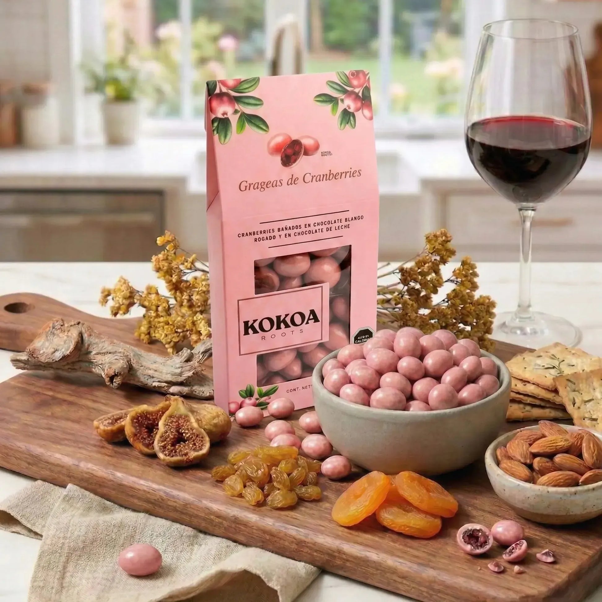 Grageas de cranberries en chocolate rosado 90 grs Kokoa Roots.-Gourmet