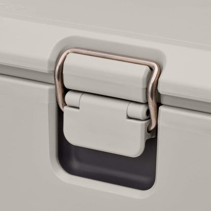Hard Cooler Pro 17 QT/16 Lt Coleman9#Beige