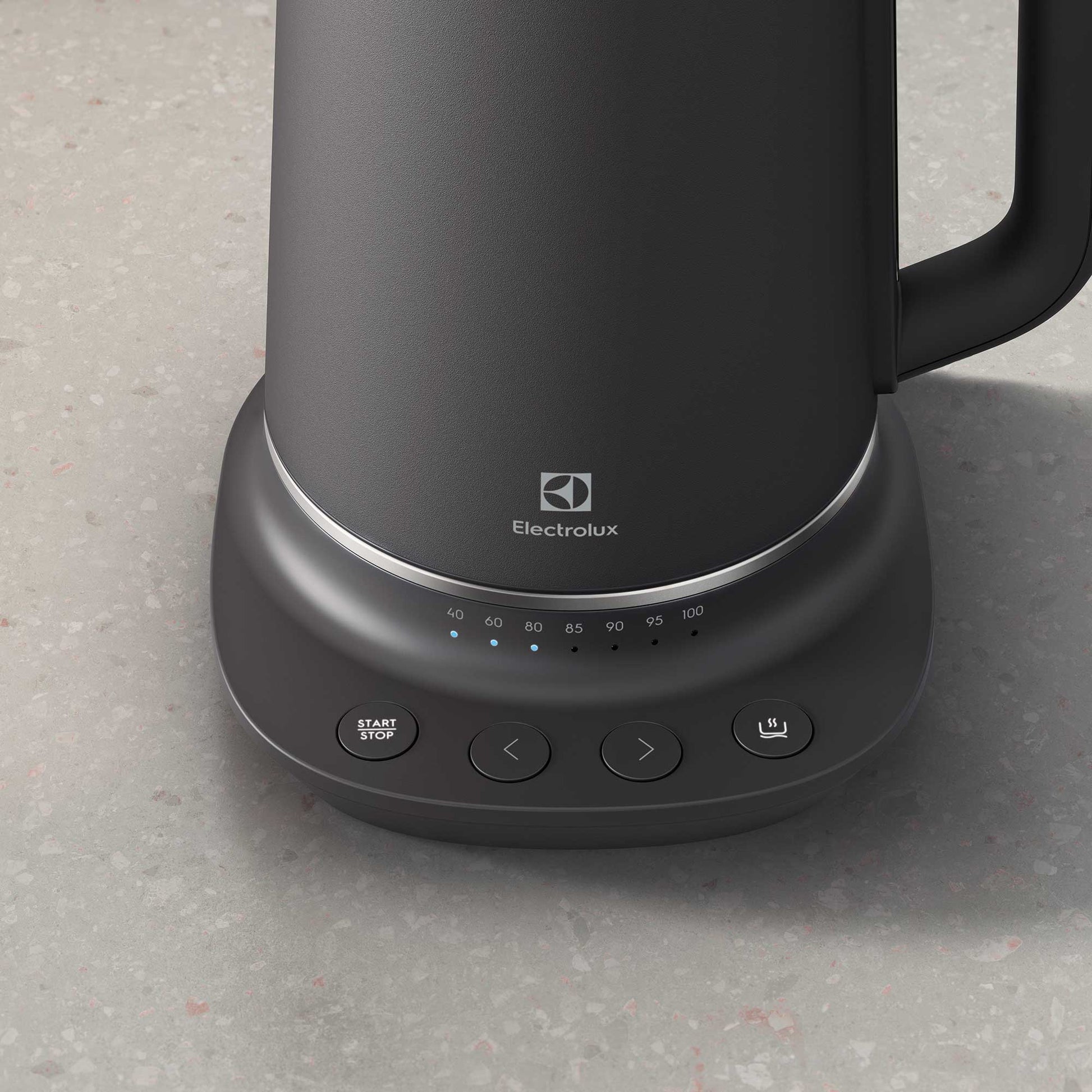 Hervidor Eléctrico 1,7L Control Tempertura EKP70 Acero Inoxidable Electrolux-Hervidores