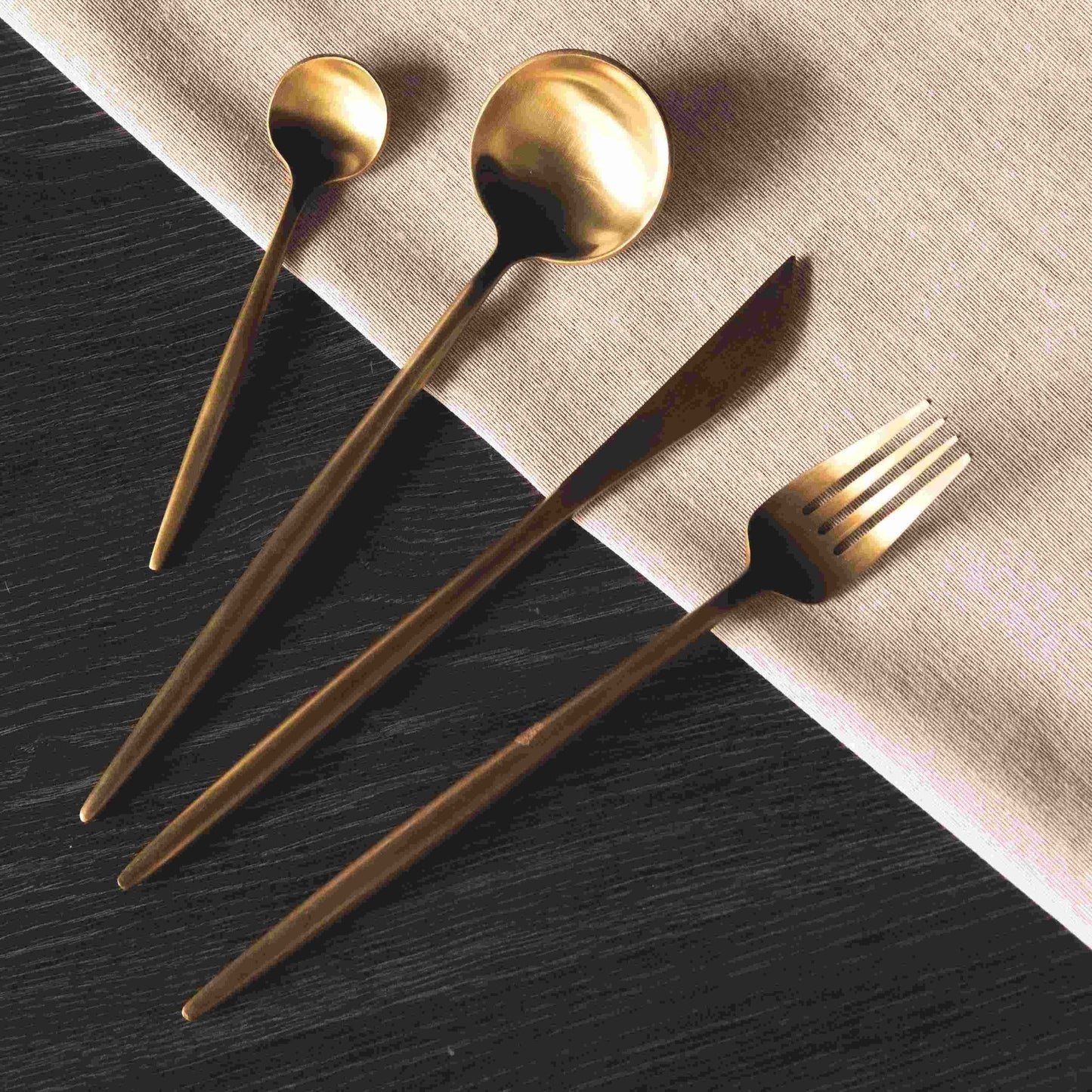 Set 16 pcs Cubiertos Jom Dorado Decoexpress1#Dorado