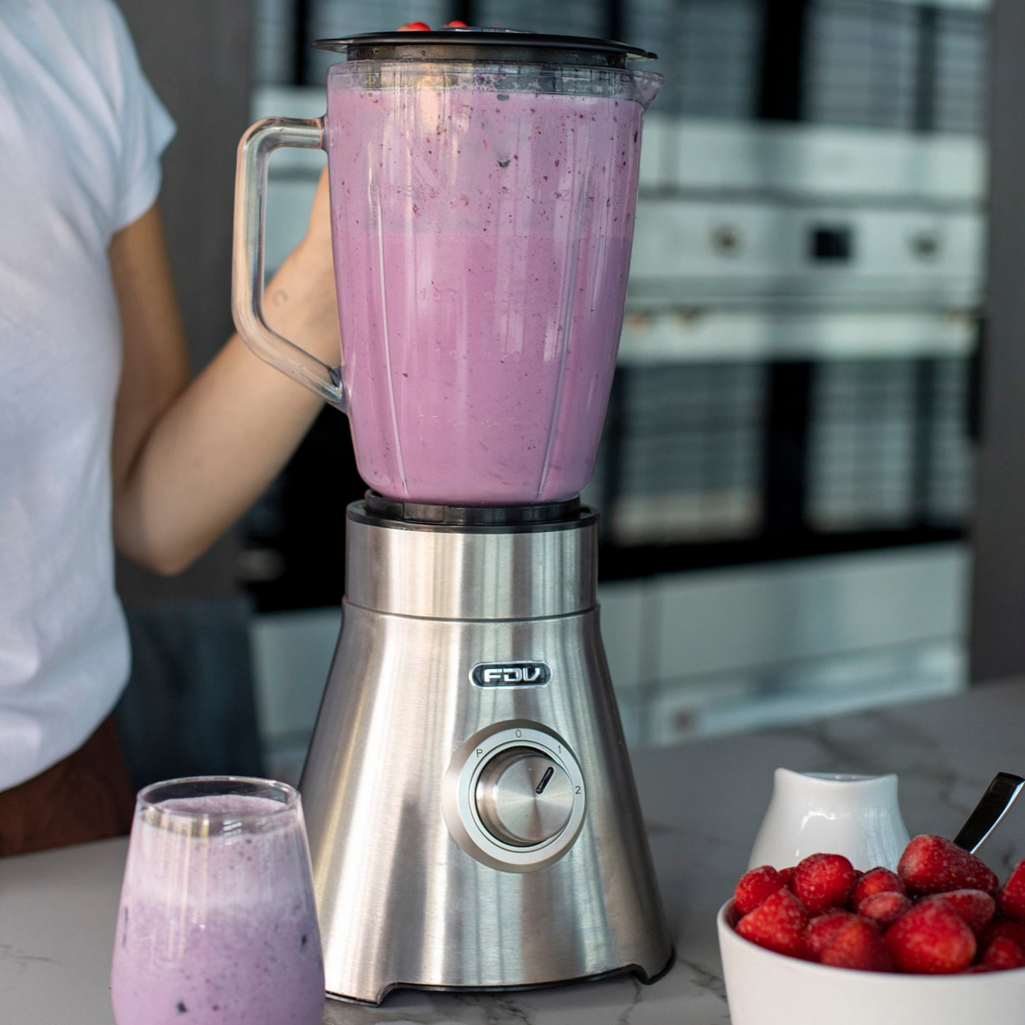 Licuadora 600W Vortex FDV