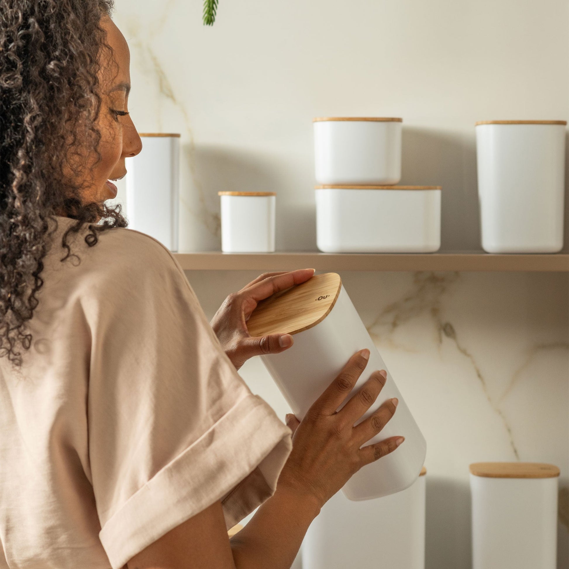 Contenedor Hermético Con Tapa de Bambú Keep 1 Lt Ou4#Blanco