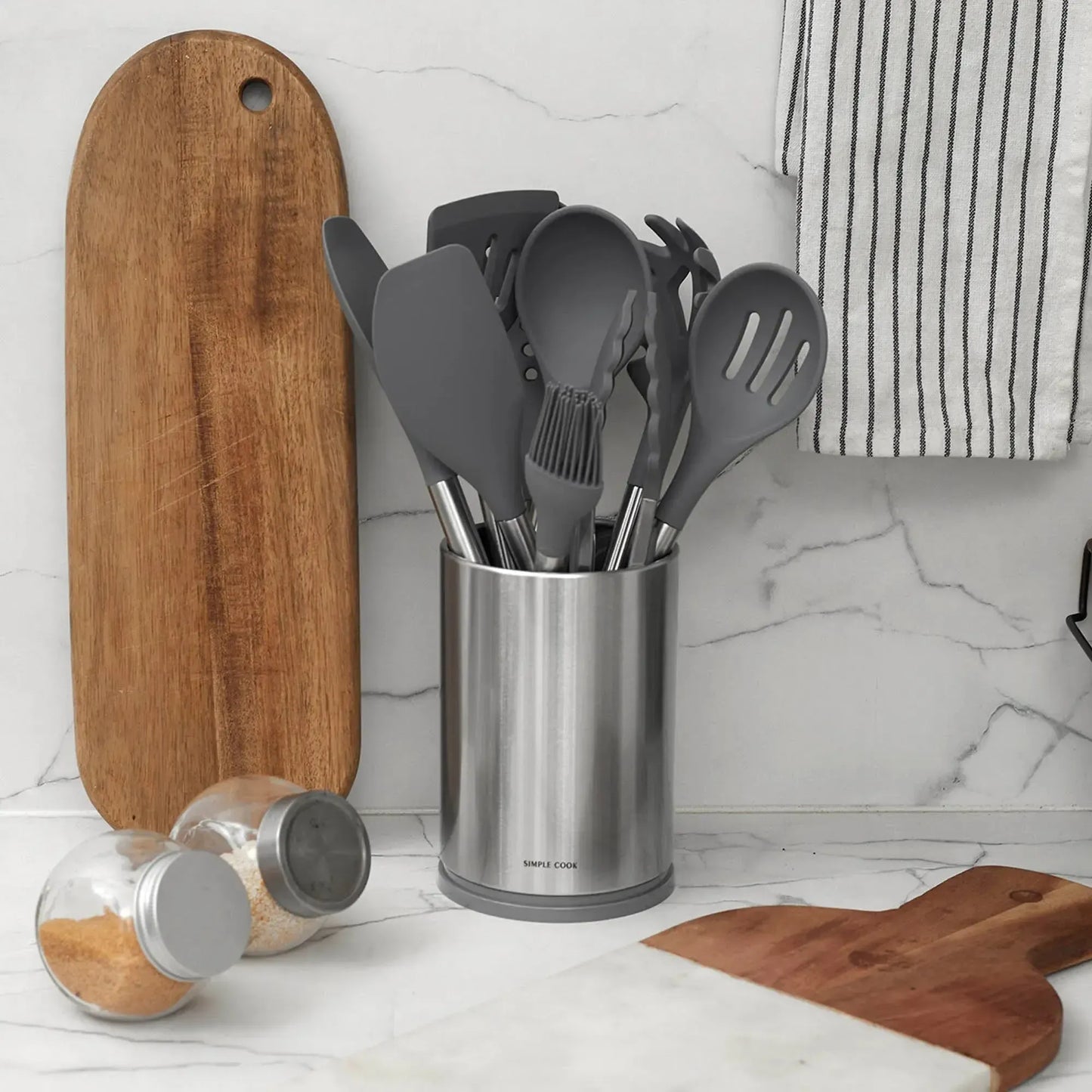 Kit Bateria Lyon + Set de Utensilios Cuisine 10 pzs Simple Cook