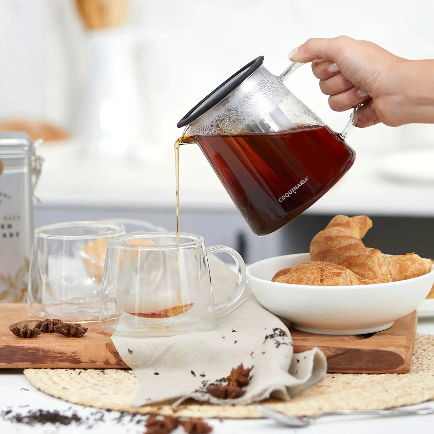 Lata de Té en Hoja Rosa & Manzana 110grs Fauchon + Tetera de Vidrio 650 ml Coquinaria-Kits Menaje