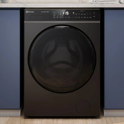17.--Lavadora-Secadora-Carga-Frontal-EFLWD12O-Electrolux-Ambientada-1--2000px.jpg