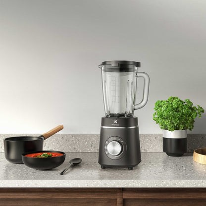 Licuadora 1,75L Jarra de Vidrio y 6 Cuchillos 1000W BLP70 Electrolux-Licuadoras