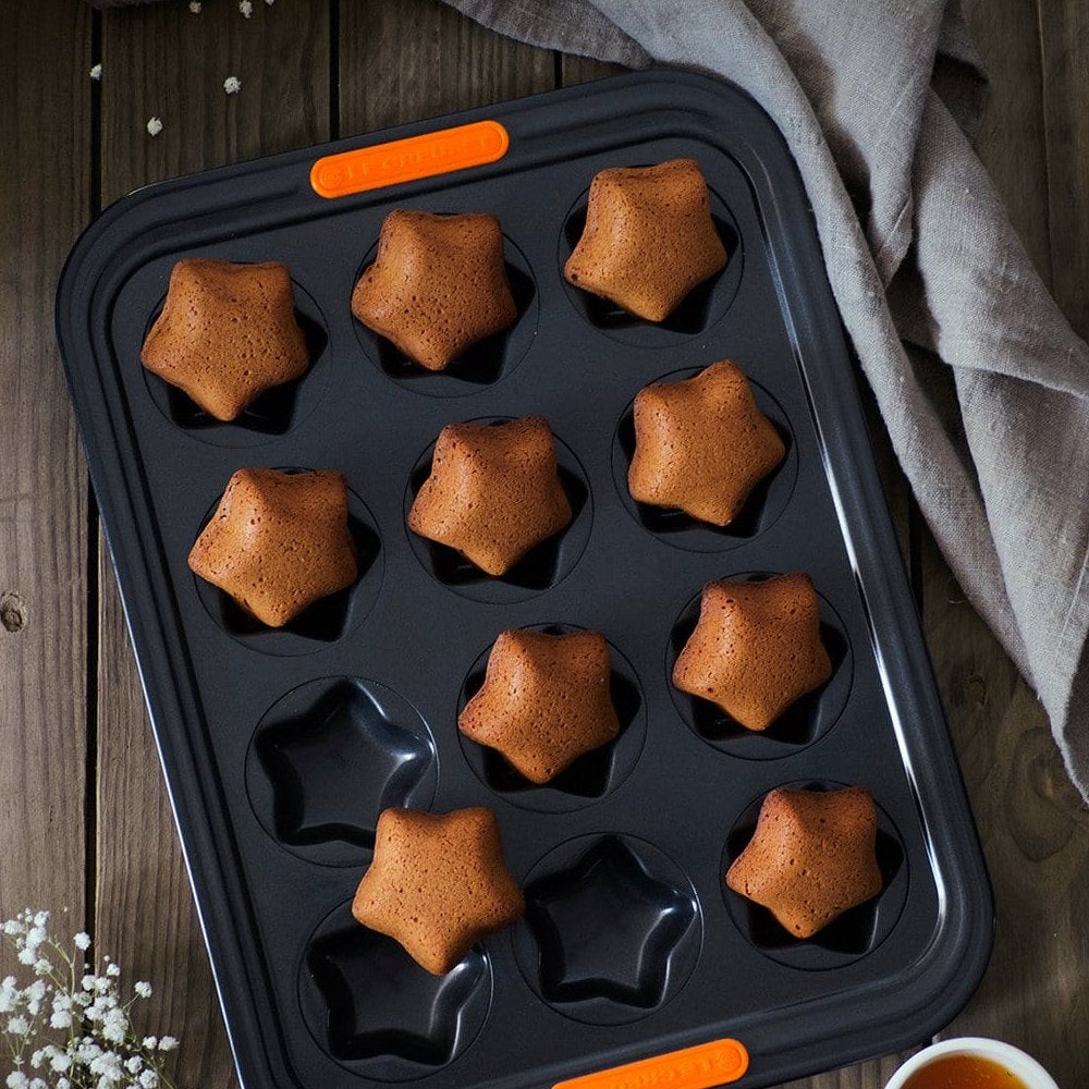 Molde 12 Cupcakes Estrella Le Creuset3#Negro