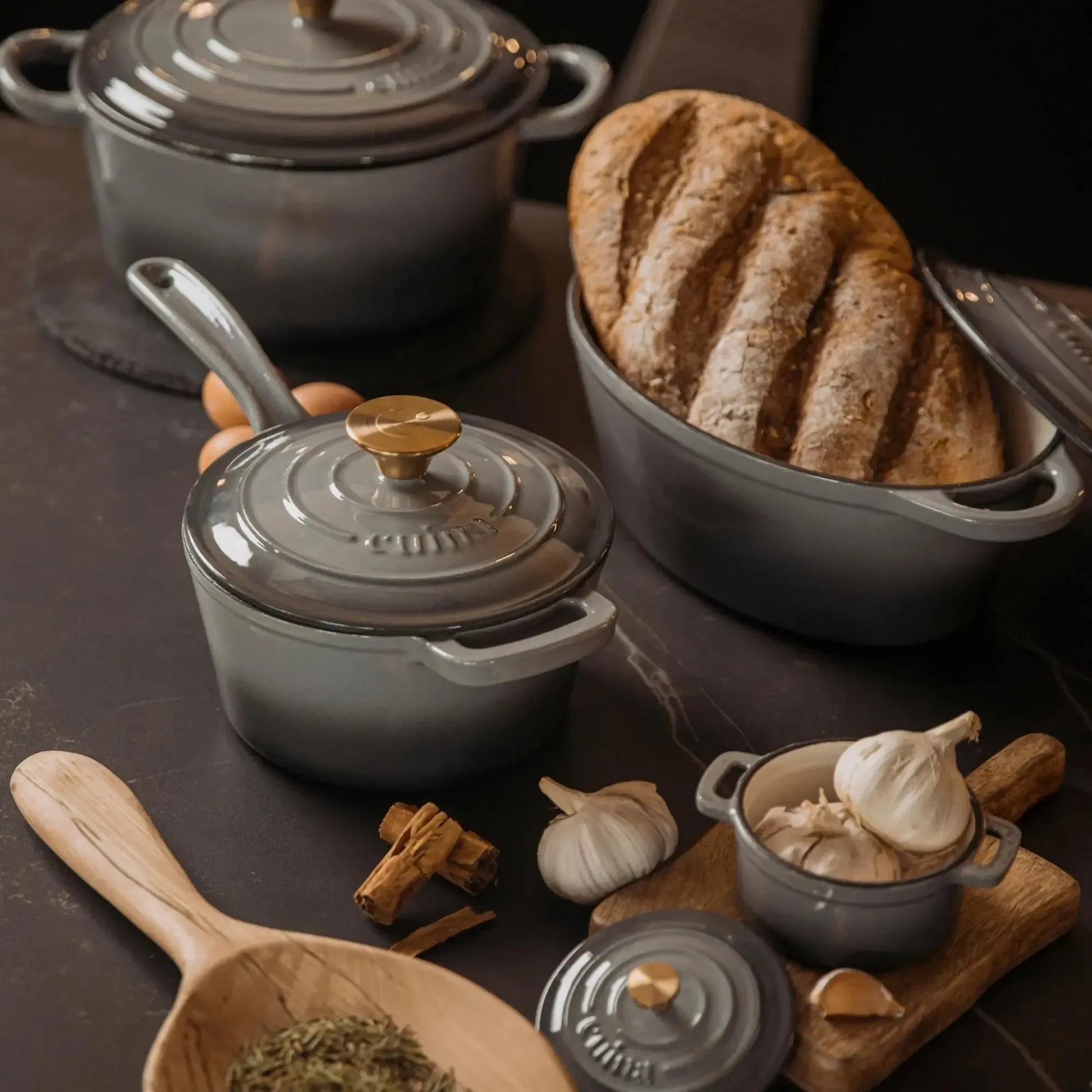 Olla para Salsas Hierro Fundido Graphite Cuina2#Gris