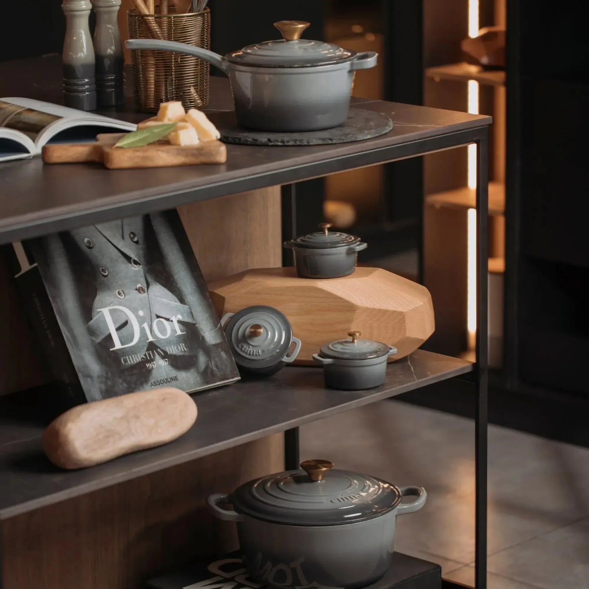 Olla para Salsas Hierro Fundido Graphite Cuina3#Gris
