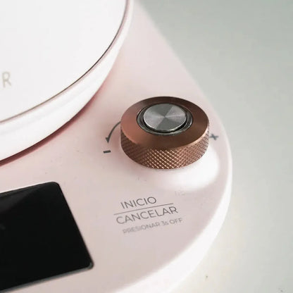 Pack cafetero Hervidor Rosado + Molinillo + Espumador3#undefined