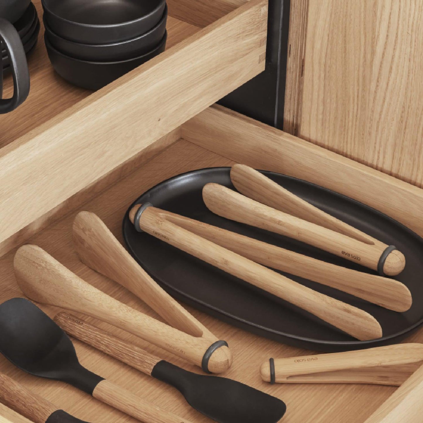 Pinzas para ensalada de cocina nórdica Eva Solo1#Negro