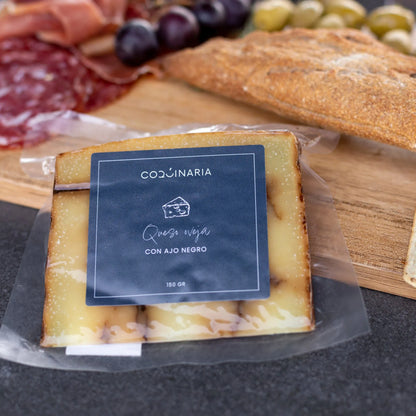 Queso Oveja con ajo negro 150 grs Coquinaria-Gourmet