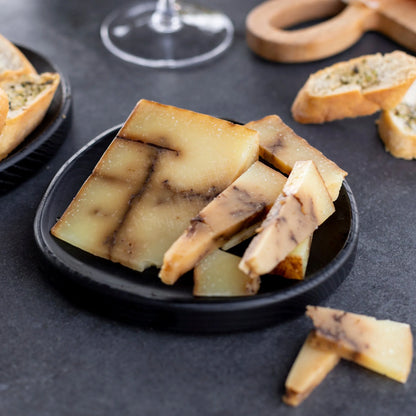 Queso Oveja con ajo negro 150 grs Coquinaria-Gourmet