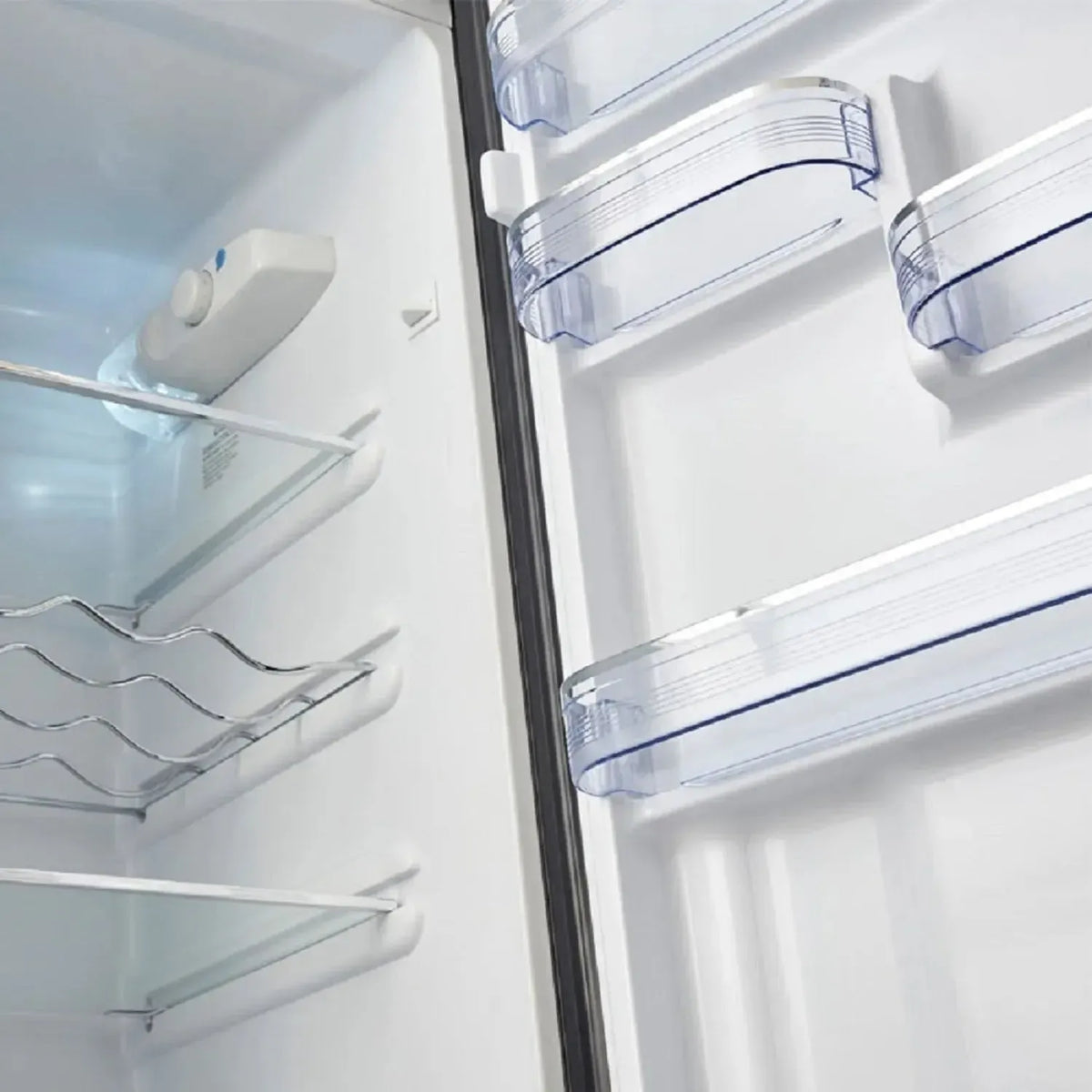 REFRIGERADOR RETRO FRIO DIRECTO 204 LTS LRT-210DFMR MENTA-Refrigeradores