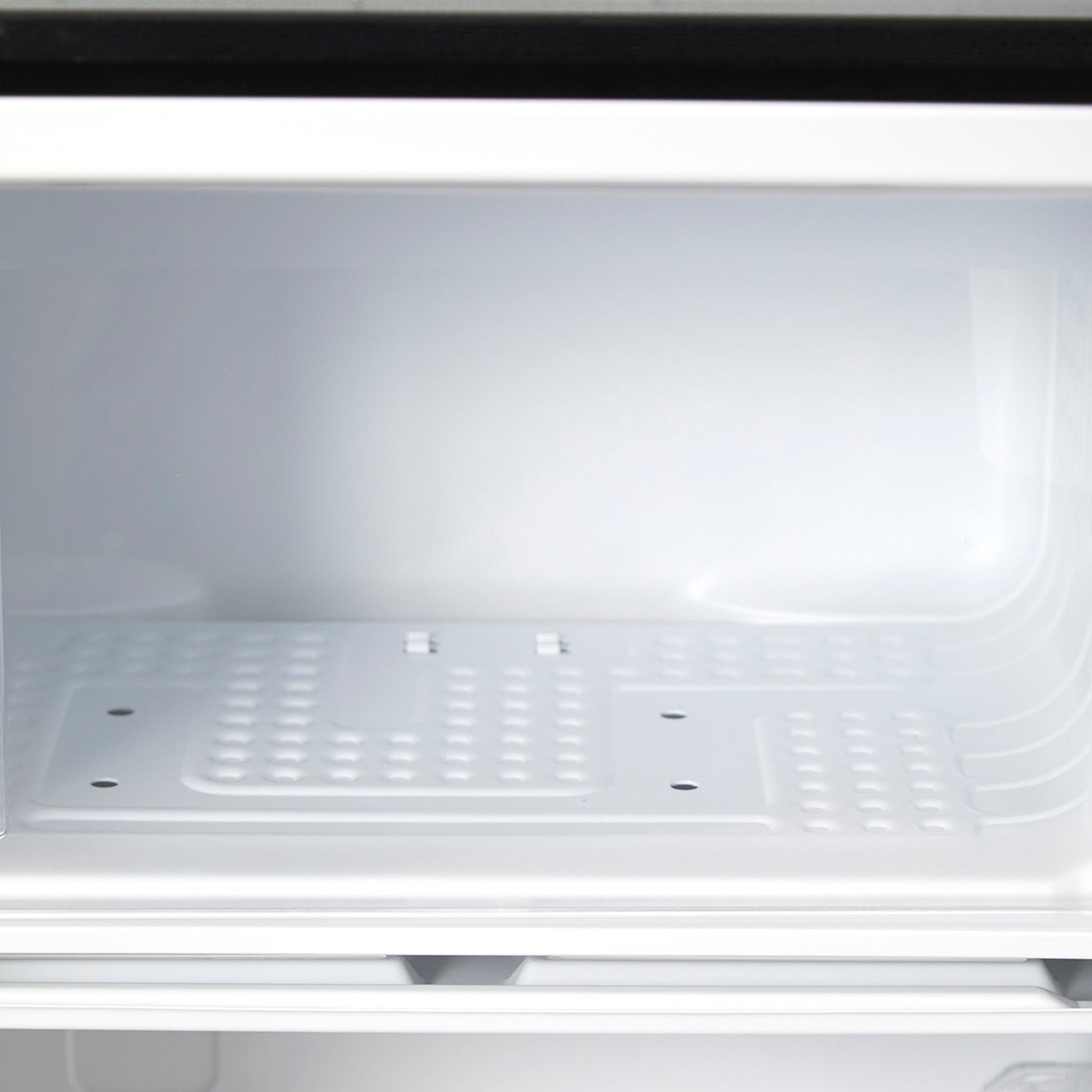 Refrigerador Monopuerta Frio Directo Lrm-178dfnw 167 Lts Libero15#Negro