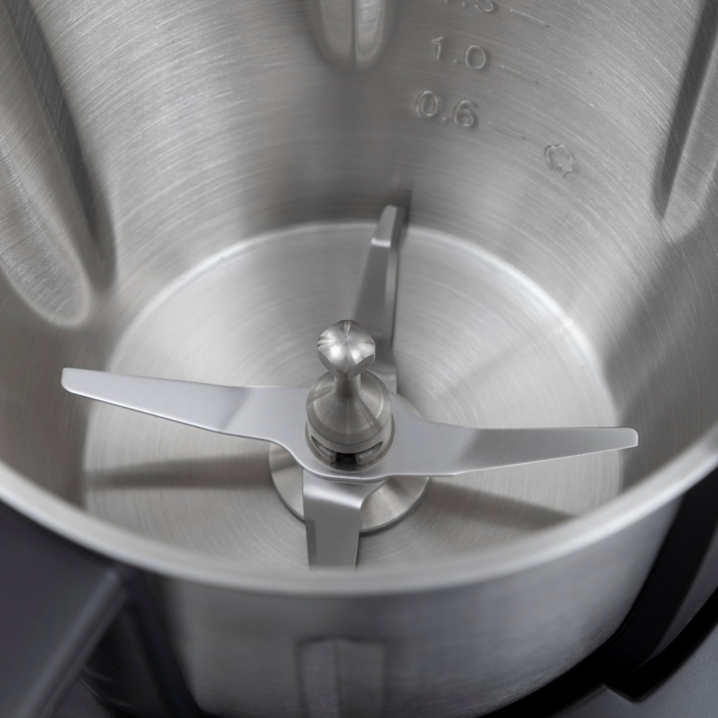 Robot de Cocina Robert 1,5 Lts FDV-Robots de Cocina