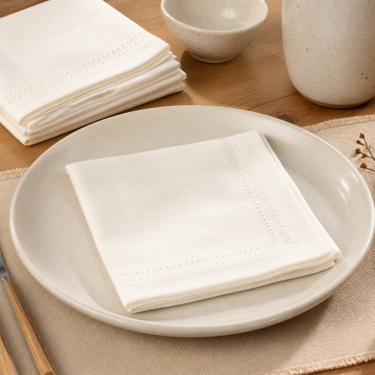 servilletas_crema_02_ambientada.jpg