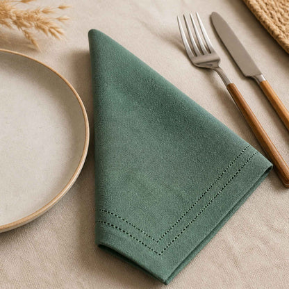 servilletas_verde_05_uso-plato.jpg