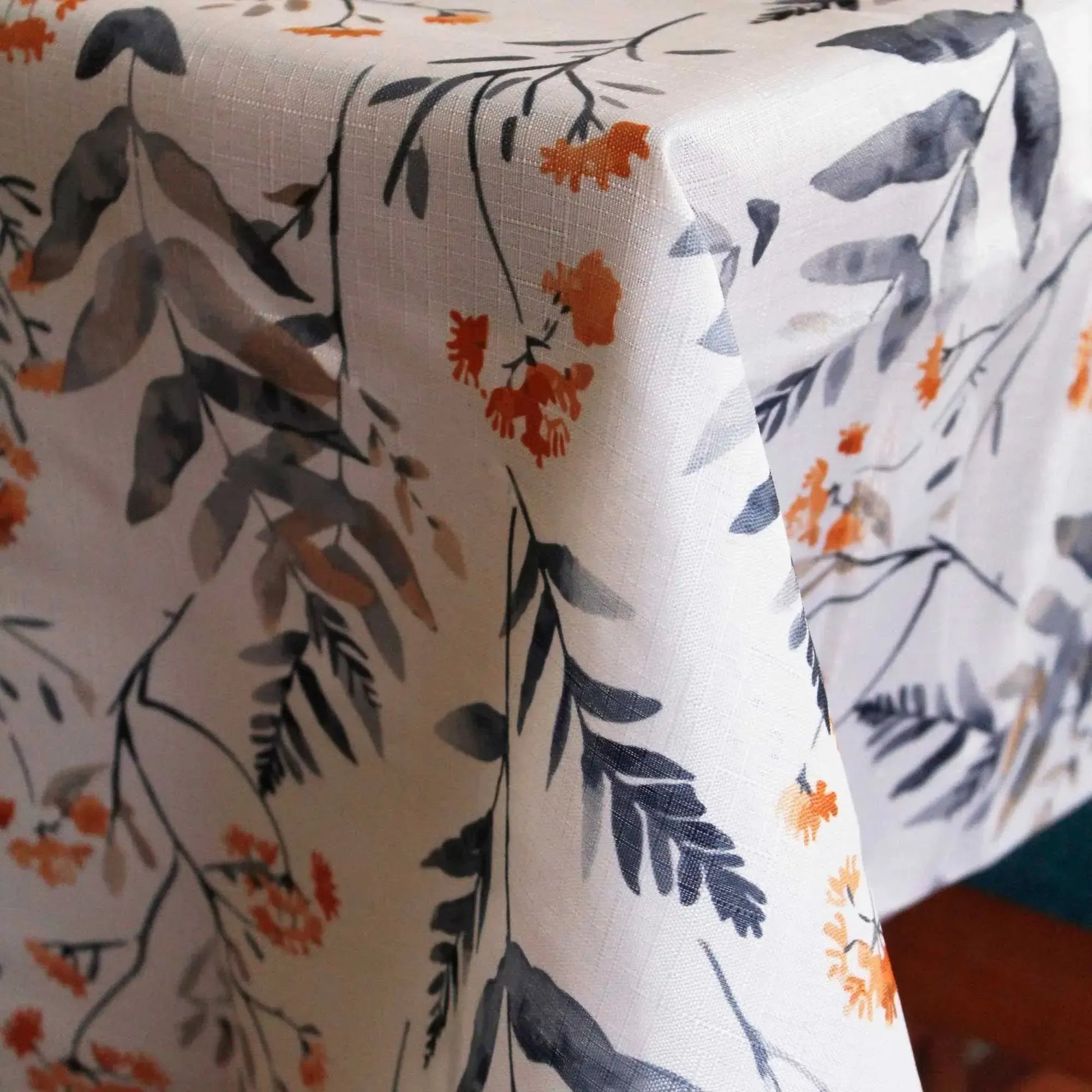 Set 2 Manteles Antimanchas Floral y Silvestre 130x180 cm Decoexpress3#Blanco