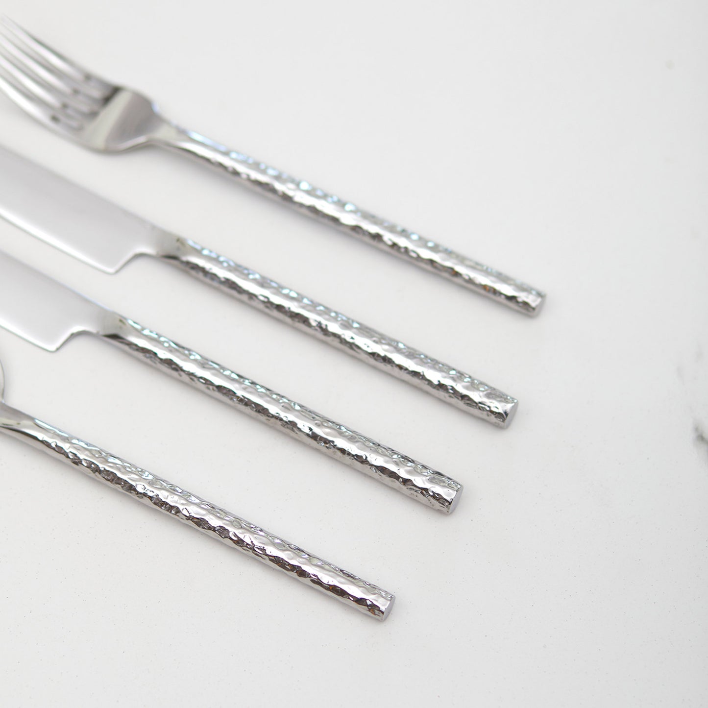 Set de Cuchilleria Hammered Para 4 Personas 28 Piezas Coquinaria