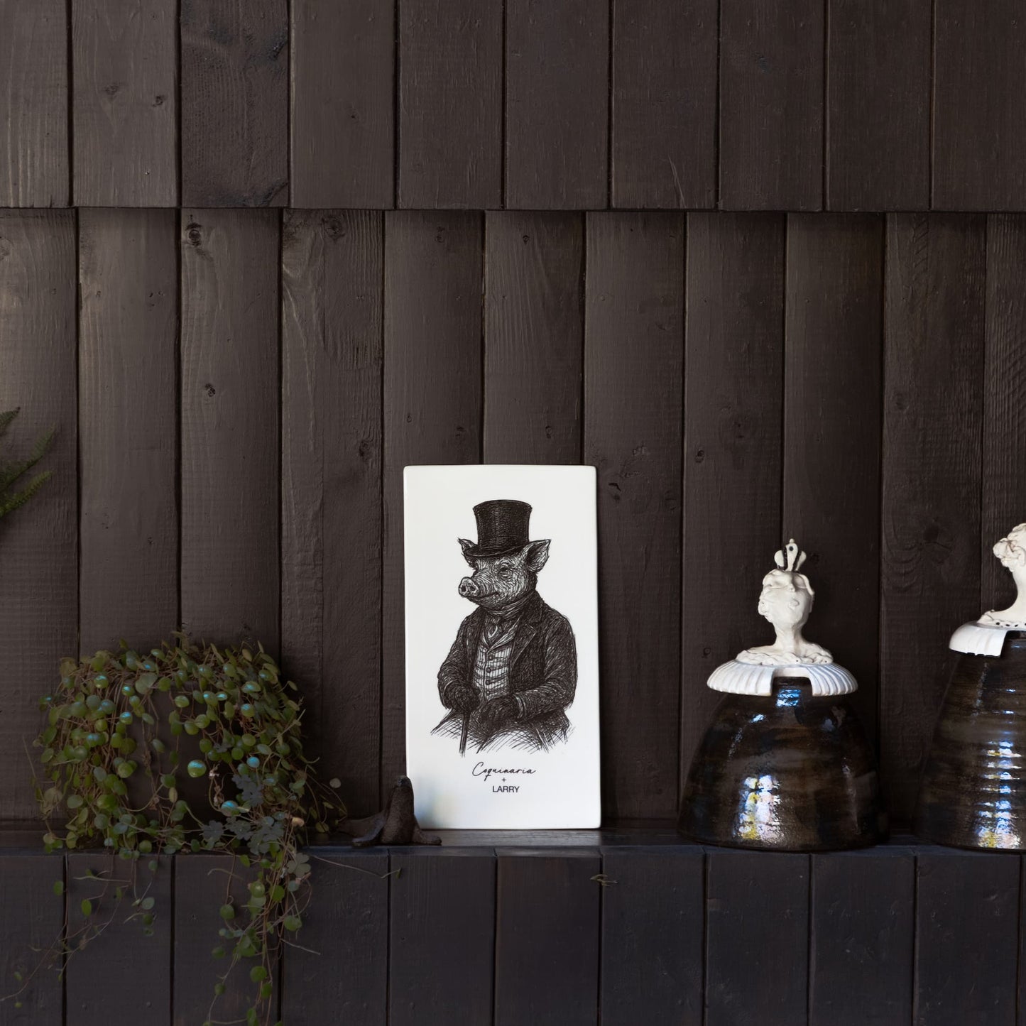 Tabla Chancho Coquinaria by Larry