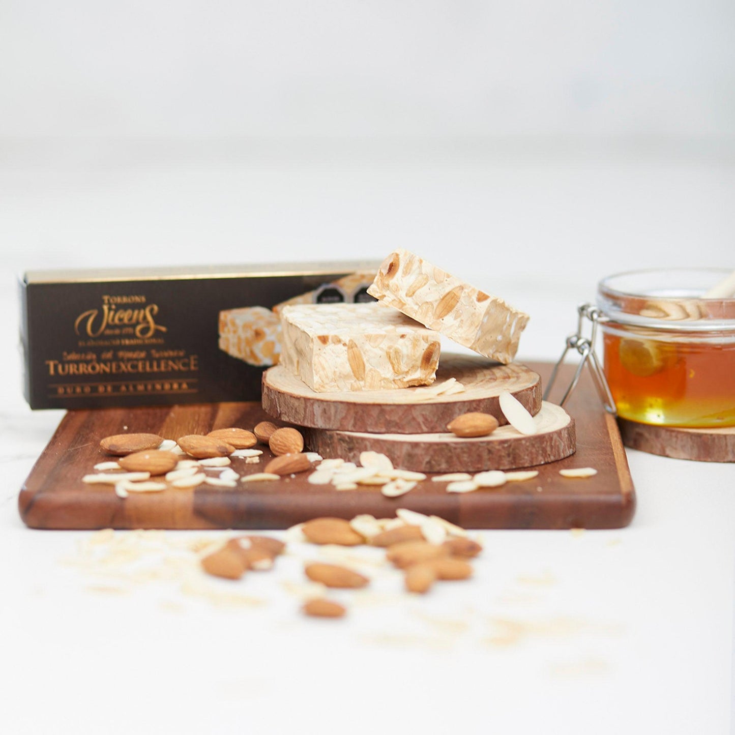Turrón duro de Almendras Excellence Vicens 150g