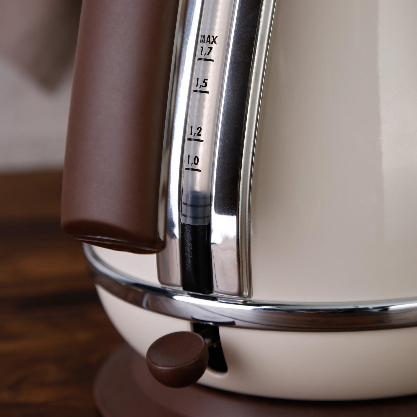 Hervidor Icona Vintage 1.7 Lts DeLonghi