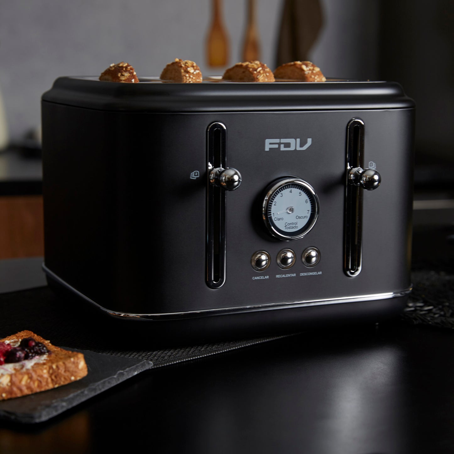 Tostador 4 Rebanadas Iconic Black FDV-Kitchen Center