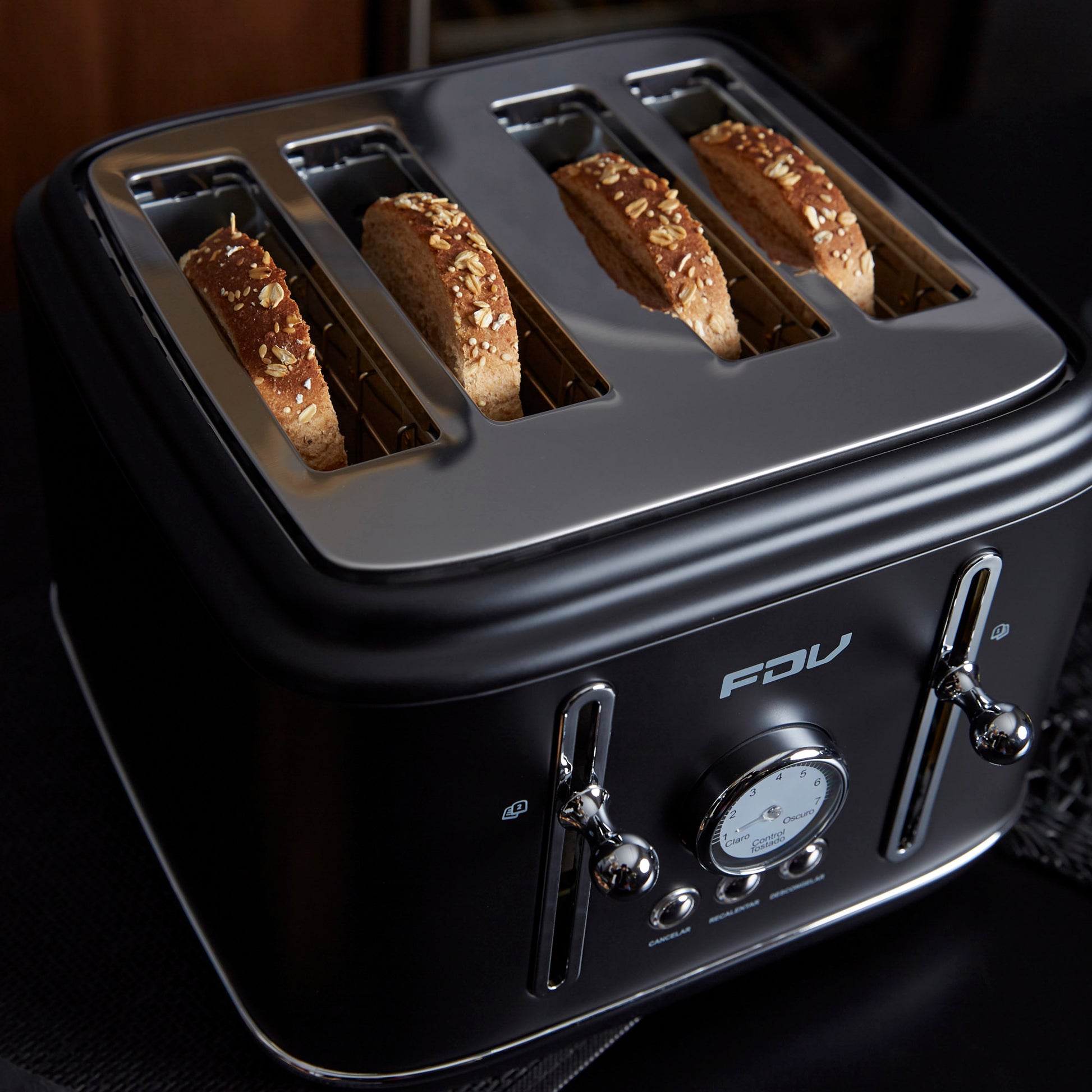 Tostador 4 Rebanadas Iconic Black FDV-Kitchen Center