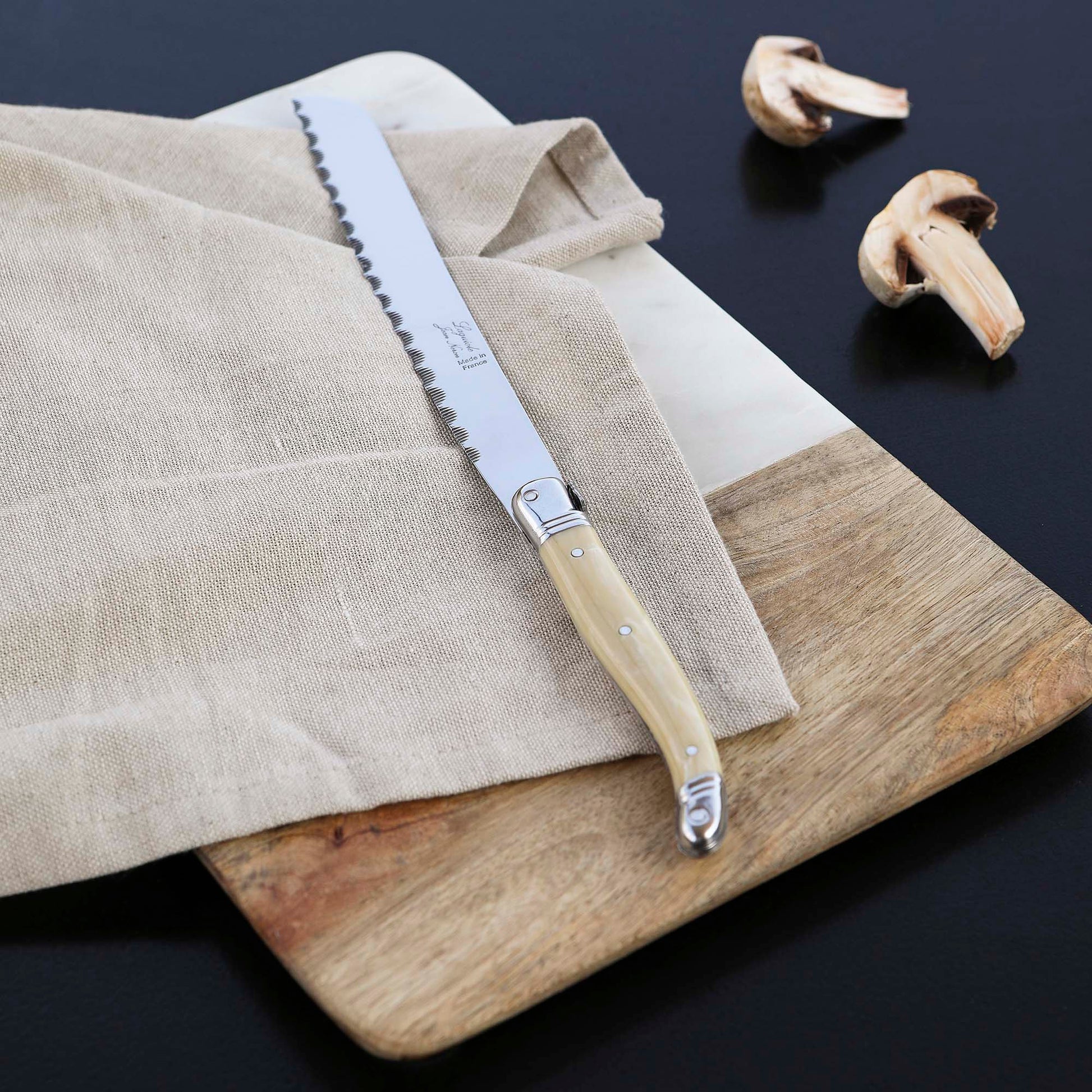 Cuchillo Pan Jean Nerón Laguiole2#Beige