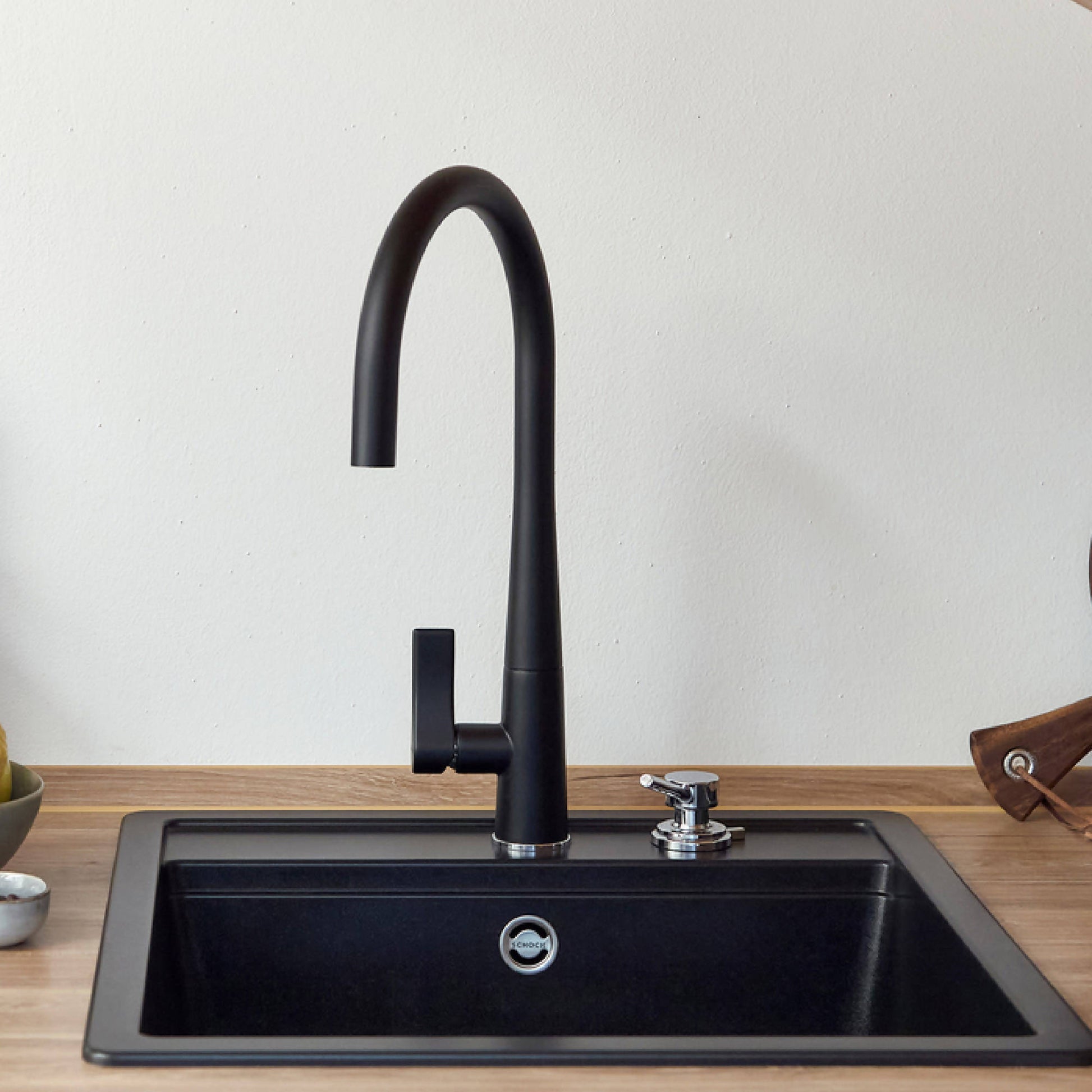 Grifería Gota Pull Out Black Schock1#Negro