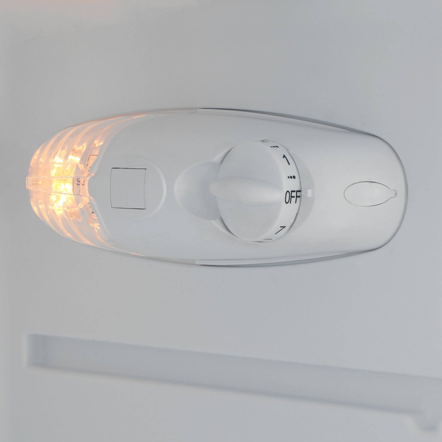 Refrigerador Top Freezer LRT-200DFI 168 Lts Libero9#Acero