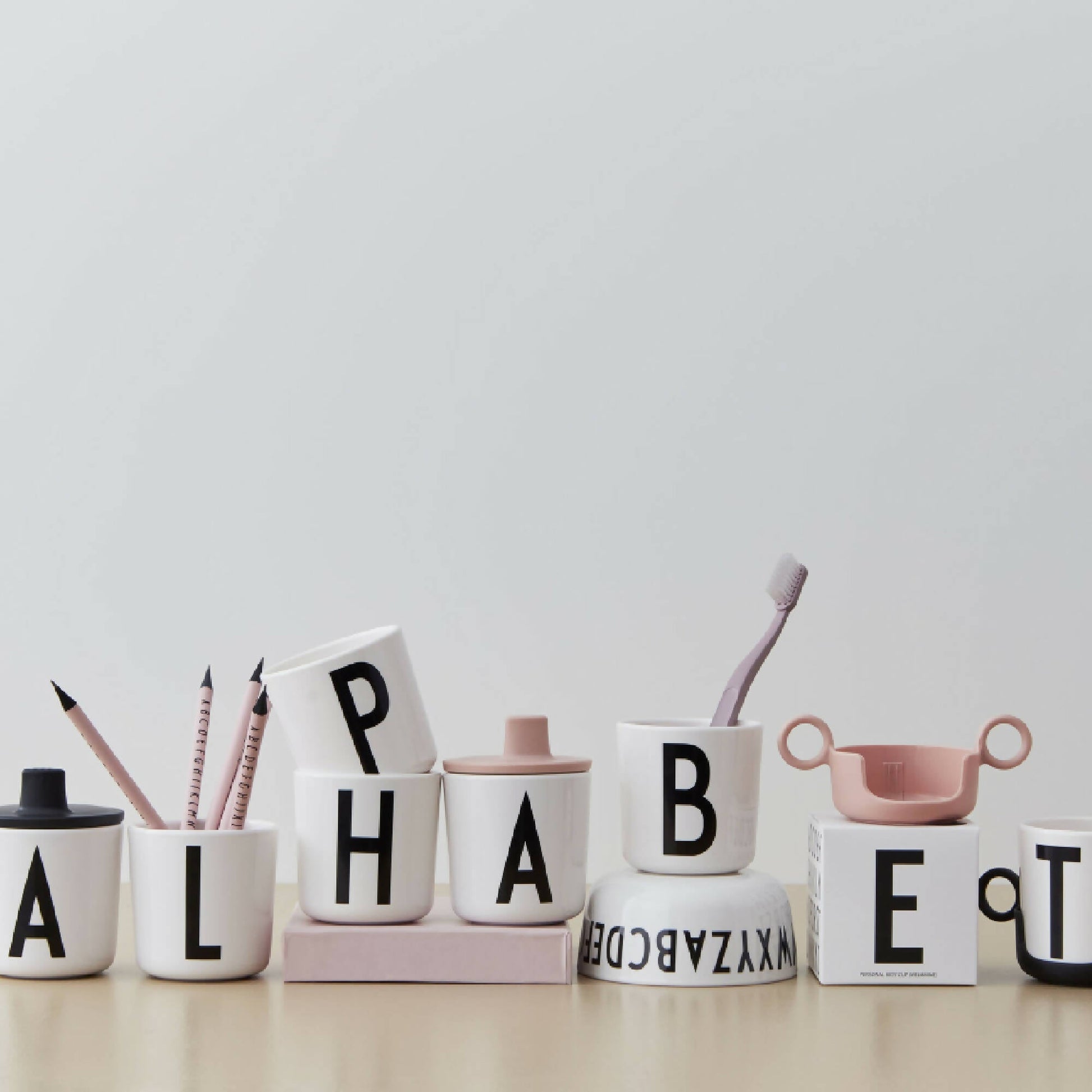 Taza De Melamina Letra T2#Blanco