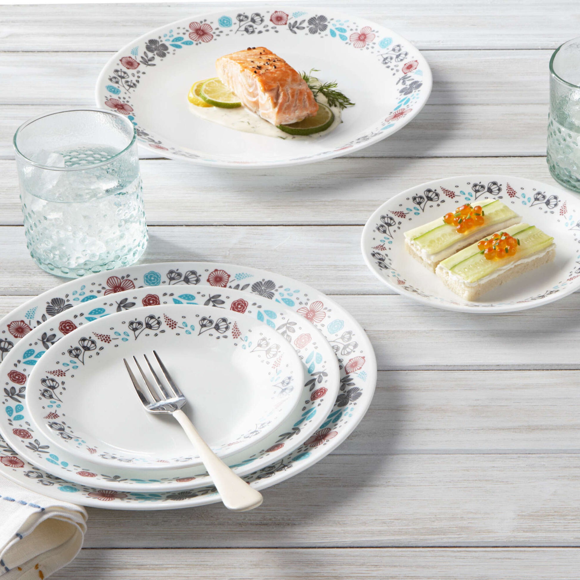 Set de vajilla de 16 piezas Nordic Blooms Corelle Kitchen Center
