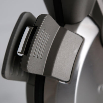 Waflera/Gofrera Vertical WAF-V100 de Cuisinart®