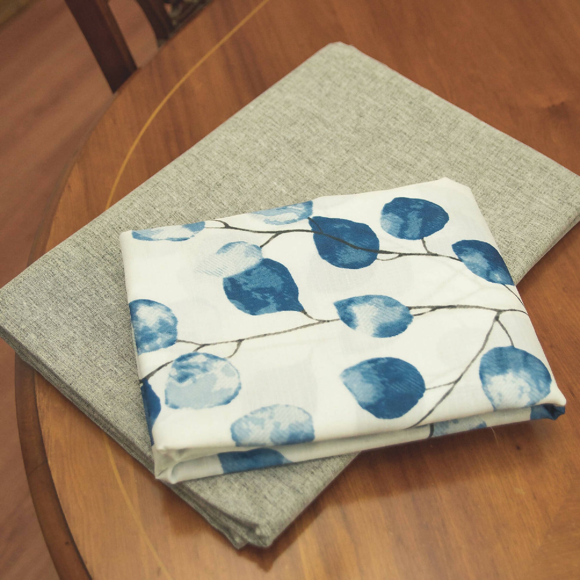 Set Mantel Género + Mantel Antimanchas Decoexpress3#Gris