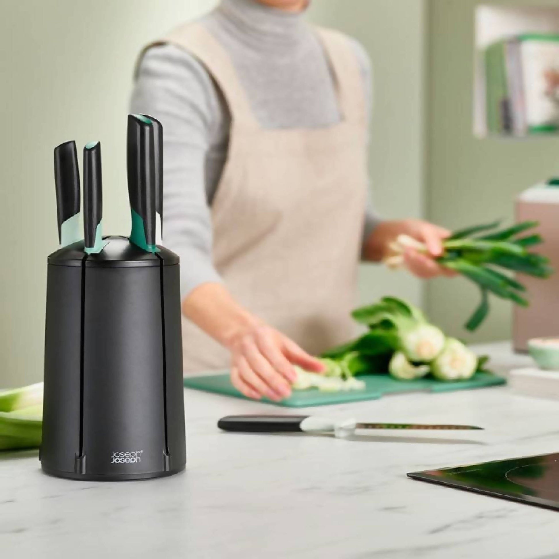 Set 5 Cuchillos Elevate Carrusel Salvia Joseph Joseph2#Negro